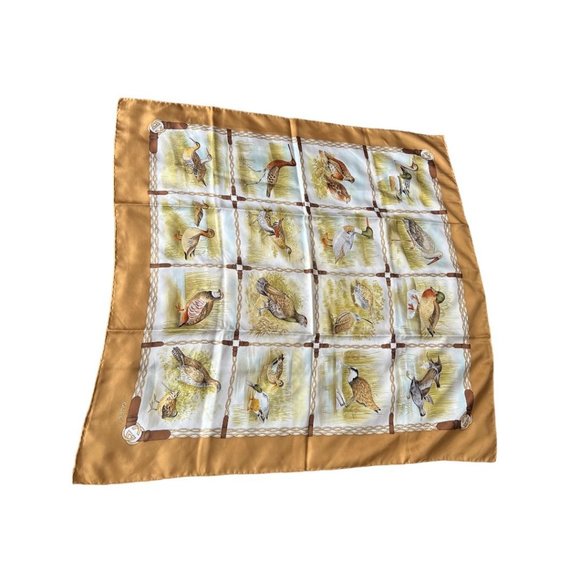 GUCCI: Silk Scarf With Birds & Logo #L069 - Picture 5 of 12